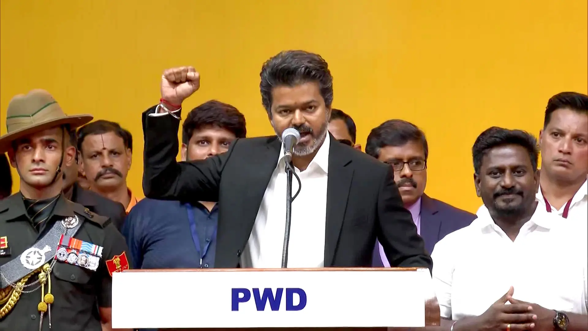 വിജയ് സത്യപ്രതിജ്ഞ ചെയ്യുന്നു | ANI