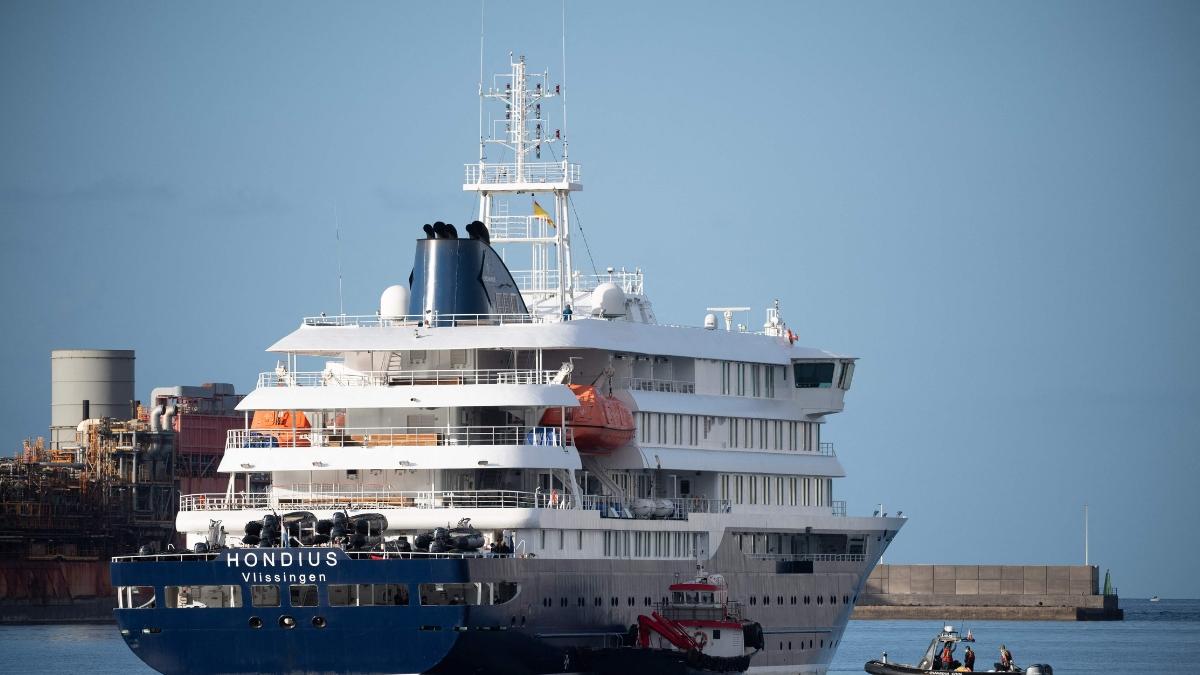 MV Hondius Cruise Ship Evacuation: Hantavirus Outbreak Response in ...