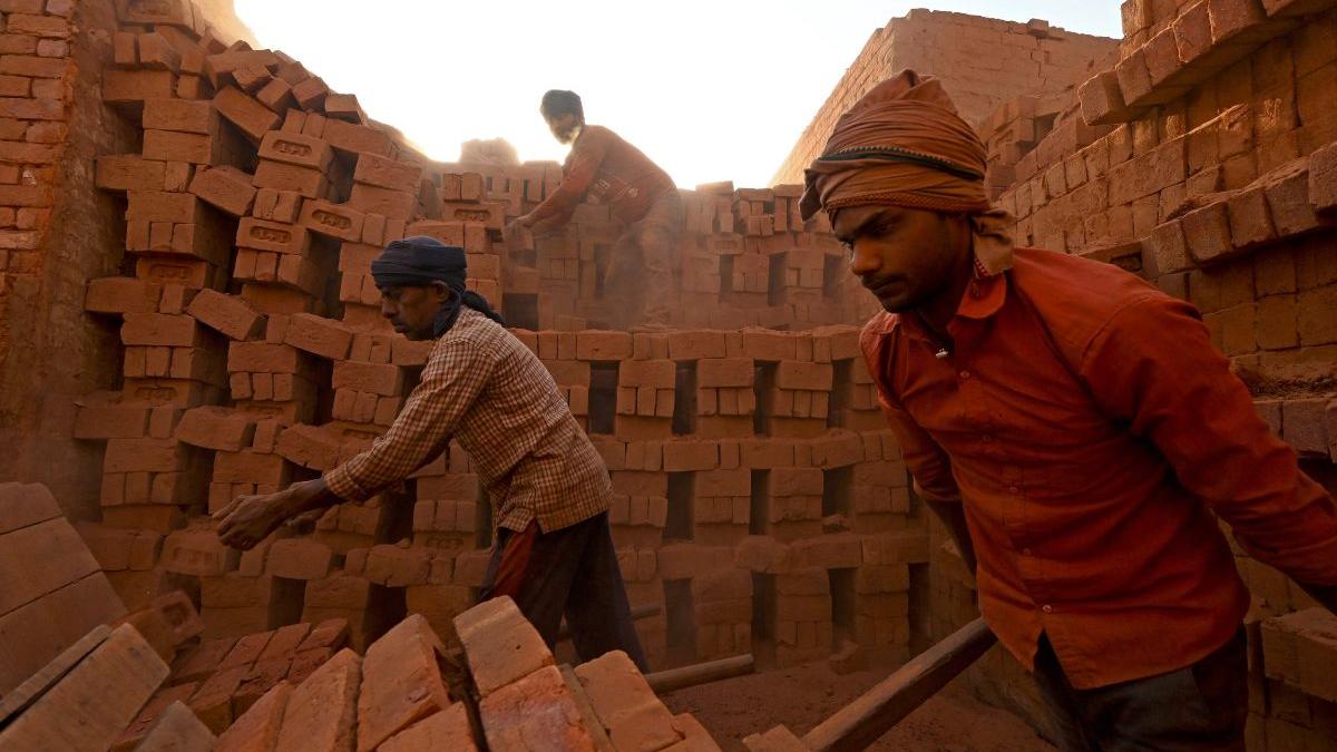 Centre to replace MGNREGA with new rural employment law from July 1
