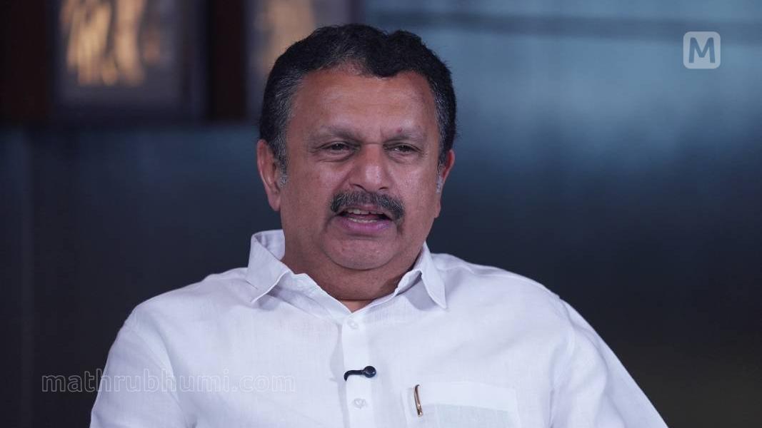 മുഖ്യമന്ത്രിയെ സംബന്ധിച്ച അന്തിമ തീരുമാനം 48 മണിക്കൂറിനുള്ളിൽ: കെ. മുരളീധരൻ