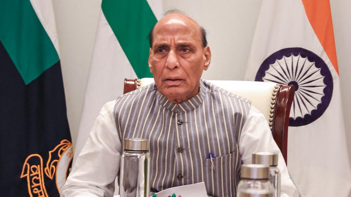 പശ്ചിമേഷ്യൻ സംഘർഷം: അവശ്യവസ്തുക്കളുടെ ലഭ്യതയിൽ ആശങ്ക വേണ്ടെന്ന് രാജ്‌നാഥ് സിങ്