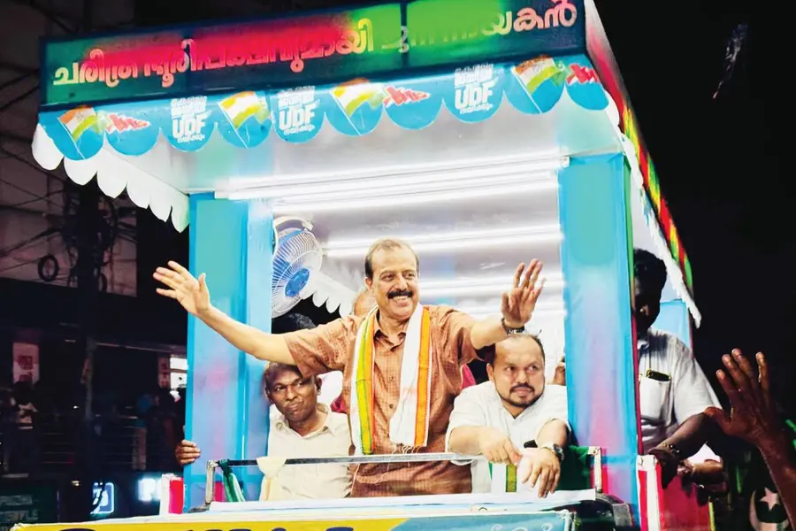 കോട്ടയ്ക്കൽ നിയോജകമണ്ഡലം എം.എൽ.എ.യായി തിരഞ്ഞെടുക്കപ്പെട്ട പ്രൊഫ. ആബിദ് ഹുസൈൻ തങ്ങൾ മാറാക്കര പഞ്ചായത്തിലെ വോട്ടർമാർക്ക് നന്ദി പറയുന്നു