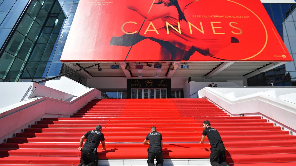 Cannes Film Festival kicks off with glitter, debate and a noticeable Hollywood void