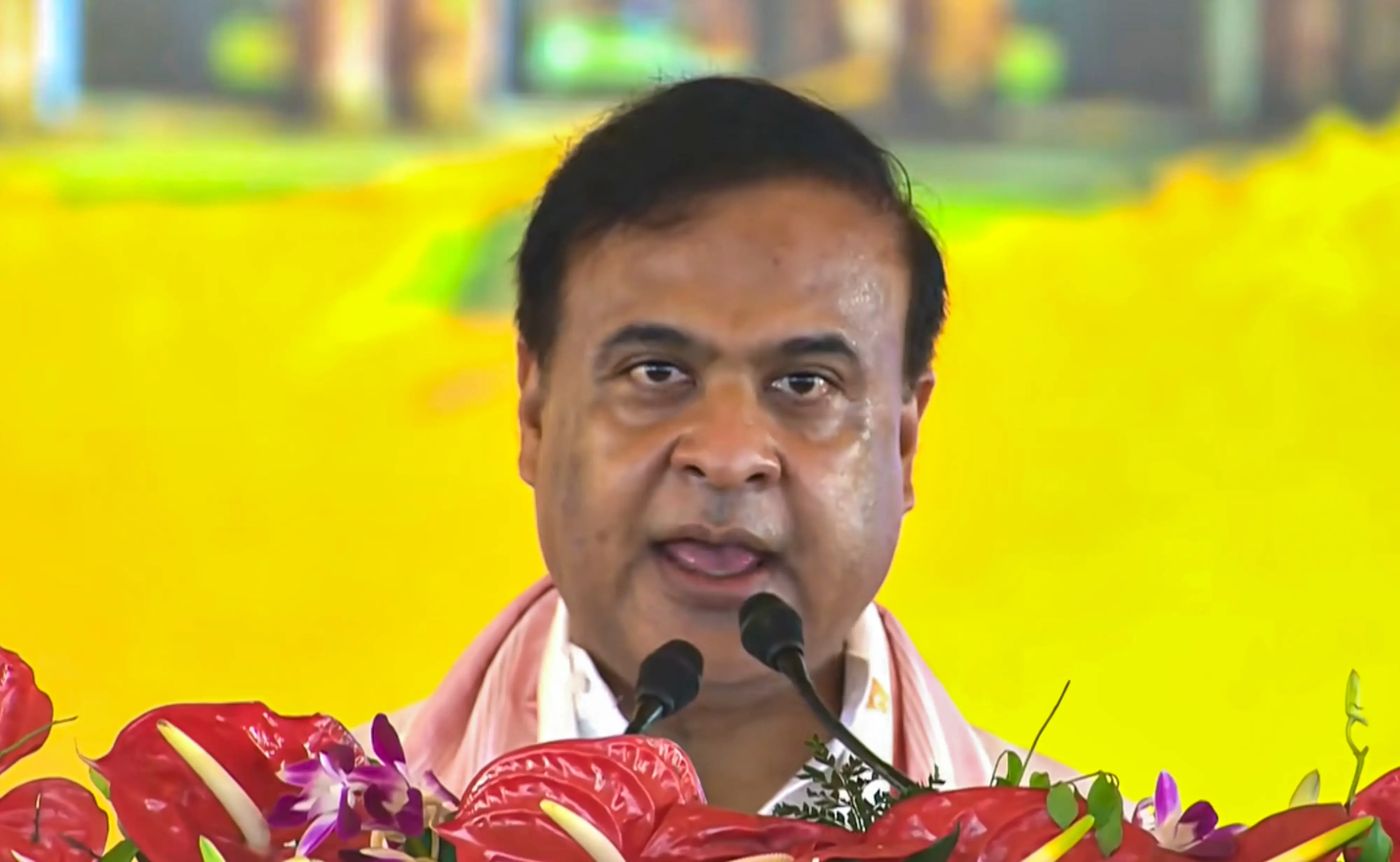 അസം മുഖ്യമന്ത്രിയായി ഹിമന്ത ബിശ്വ ശർമ്മ സത്യപ്രതിജ്ഞ ചെയ്യുന്നു | PTI