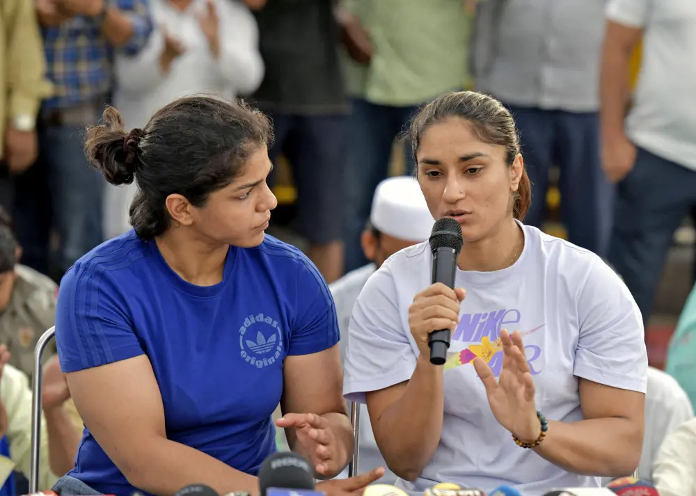 Sakshi Malik, Vinesh Phogat | File Photo: ANI