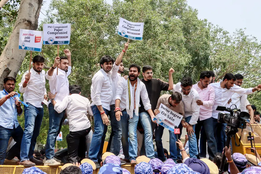 നീറ്റ് പരീക്ഷാ ക്രമക്കേട് സിബിഐ അന്വേഷിക്കും; ഉത്തരവിട്ട് കേന്ദ്ര സർക്കാർ