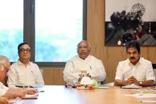 മുഖ്യമന്ത്രി: 'ബഹളം BJPയുടേത്, ജനം തീരുമാനിക്കും';കോൺഗ്രസ് 9 ദിവസത്തിനപ്പുറം പോയിട്ടില്ല-അജയ് മാക്കൻ