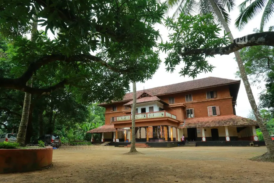 varikkasseri-mana-palakkad