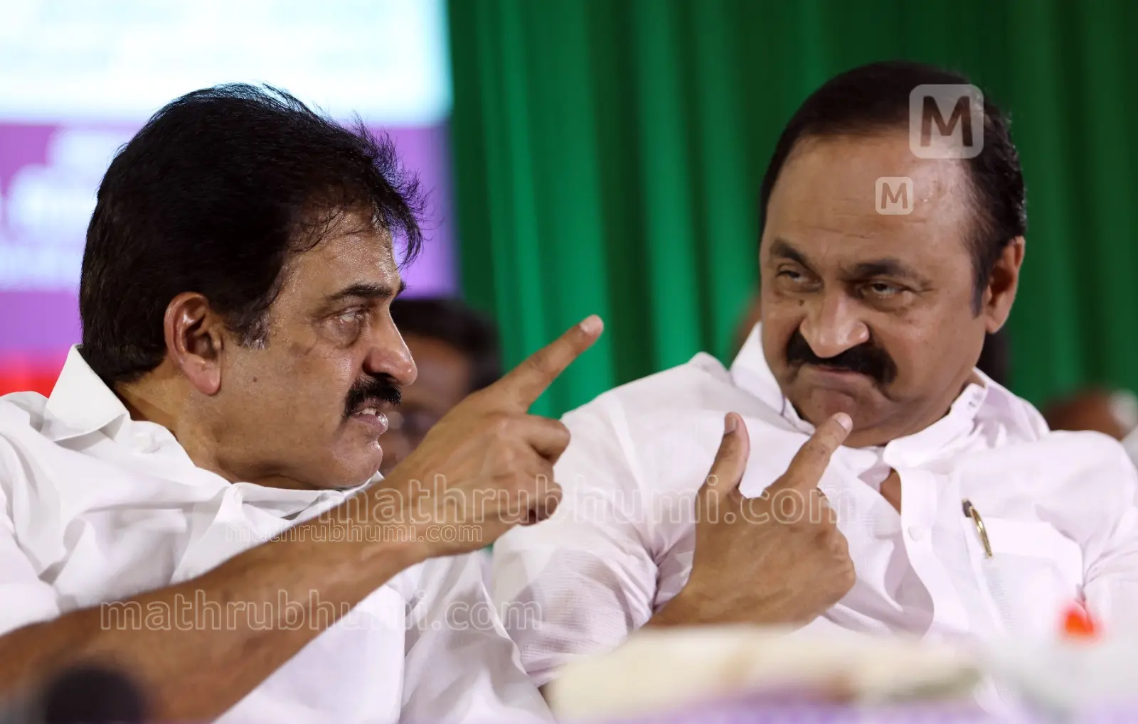 കെ.സി. വേണുഗോപാലും വി.ഡി. സതീശനും | Photo: മാതൃഭൂമി