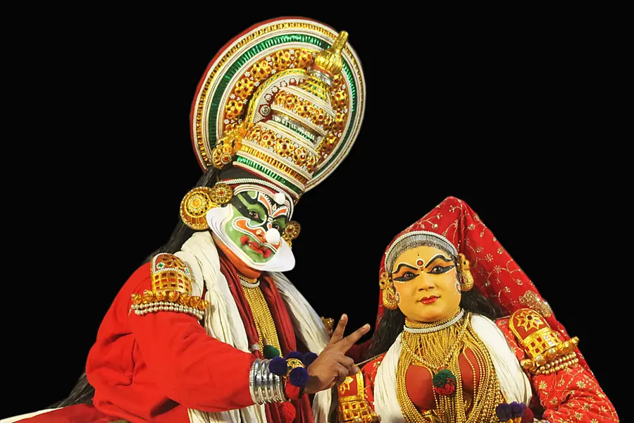 ഉത്തരാസ്വയംവരം കഥകളി കാണുവാൻ അവിട്ടം രാത്രിയിൽ പോയിരുന്നു |ആഴ്ചപ്പാടുകൾ