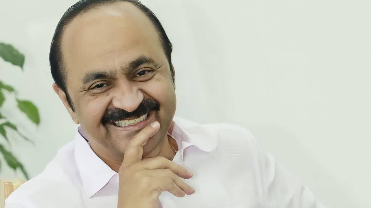 കേരളത്തിന്റെ പുതിയ നായകനായി വി.ഡി. സതീശൻ; ലക്ഷ്യം നവകേരള നിർമ്മിതിയെന്ന് പ്രഖ്യാപനം