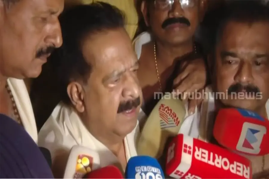 മന്ത്രിസഭയിൽ ആരൊക്കെയെന്ന് മുഖ്യമന്ത്രി തീരുമാനിക്കട്ടെ; സതീശന് പൂർണ്ണ പിന്തുണയെന്ന് ചെന്നിത്തല
