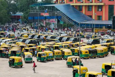 Delhi-NCR to ban new petrol, diesel auto registrations? Only electric three-wheelers from 2027