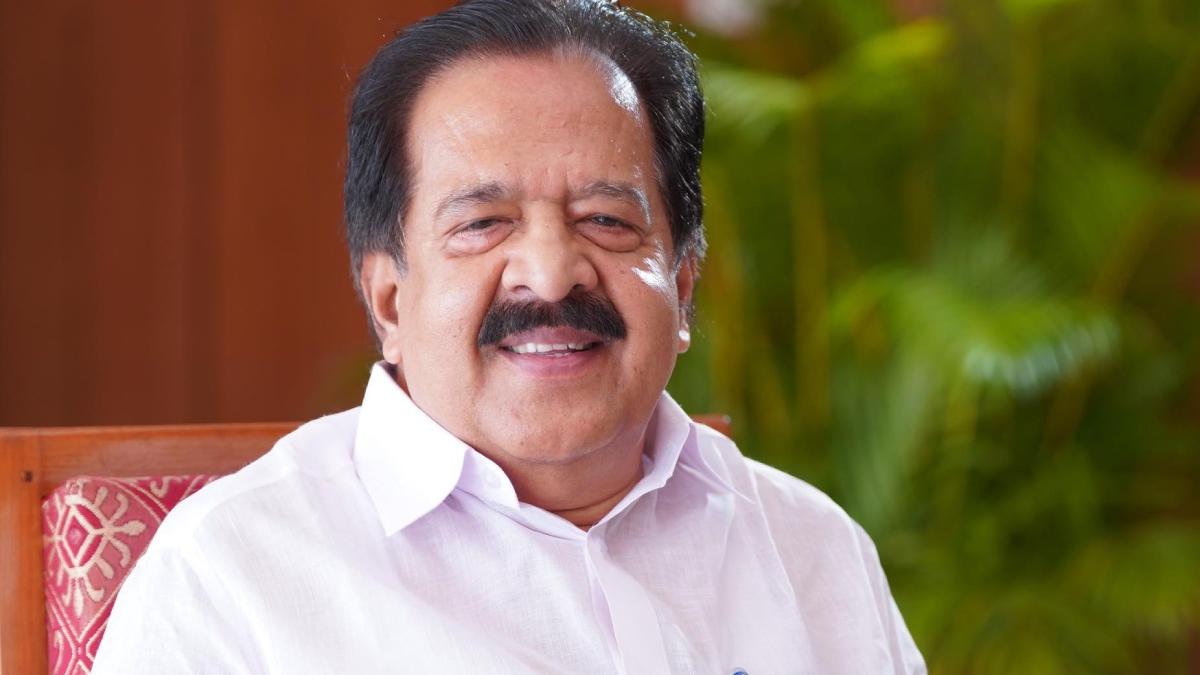രമേശ് ചെന്നിത്തല ആഭ്യന്തരമന്ത്രിയാകും; വി.ഡി. സതീശനുമായുള്ള കൂടിക്കാഴ്ചയ്ക്ക് പിന്നാലെ നിർണ്ണായക തീരുമാനം