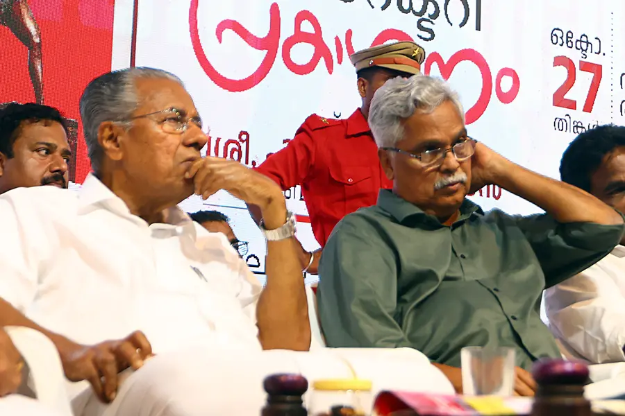 തോൽവിക്ക് കാരണം പിണറായി മാത്രമല്ല ബിനോയ് വിശ്വവും; സെക്രട്ടറിക്ക് നിലപാടില്ലെന്നും CPI ജില്ലാ കൗൺസിൽ