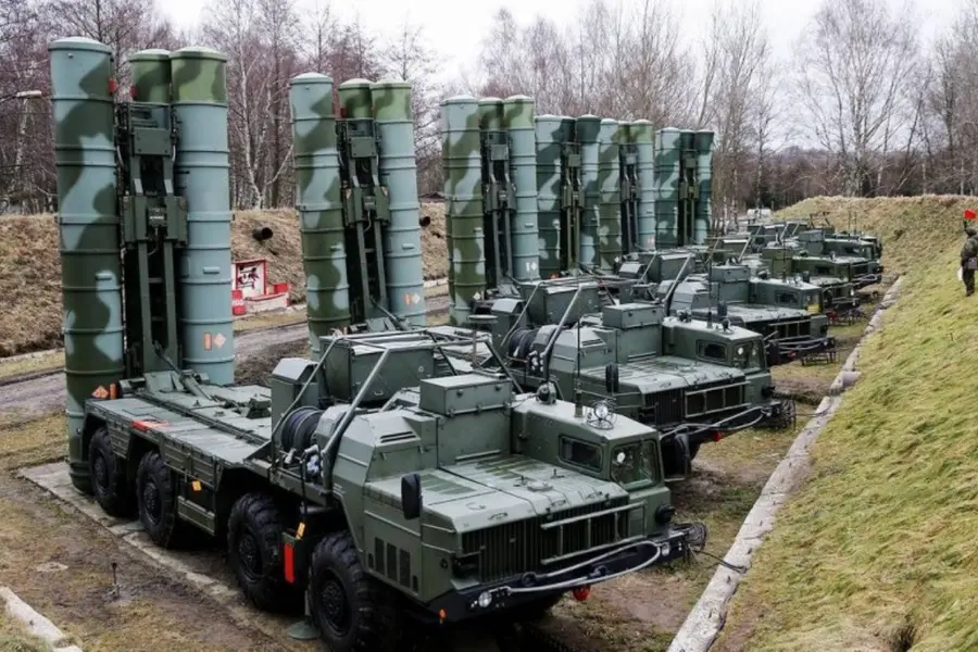 അതിര് കാക്കാൻ വീണ്ടുമൊരു 'സുദർശൻ ചക്ര'; S-400 നാലാം സ്ക്വാഡ്രൺ ഇന്ത്യയിലേക്ക് എത്തുന്നു