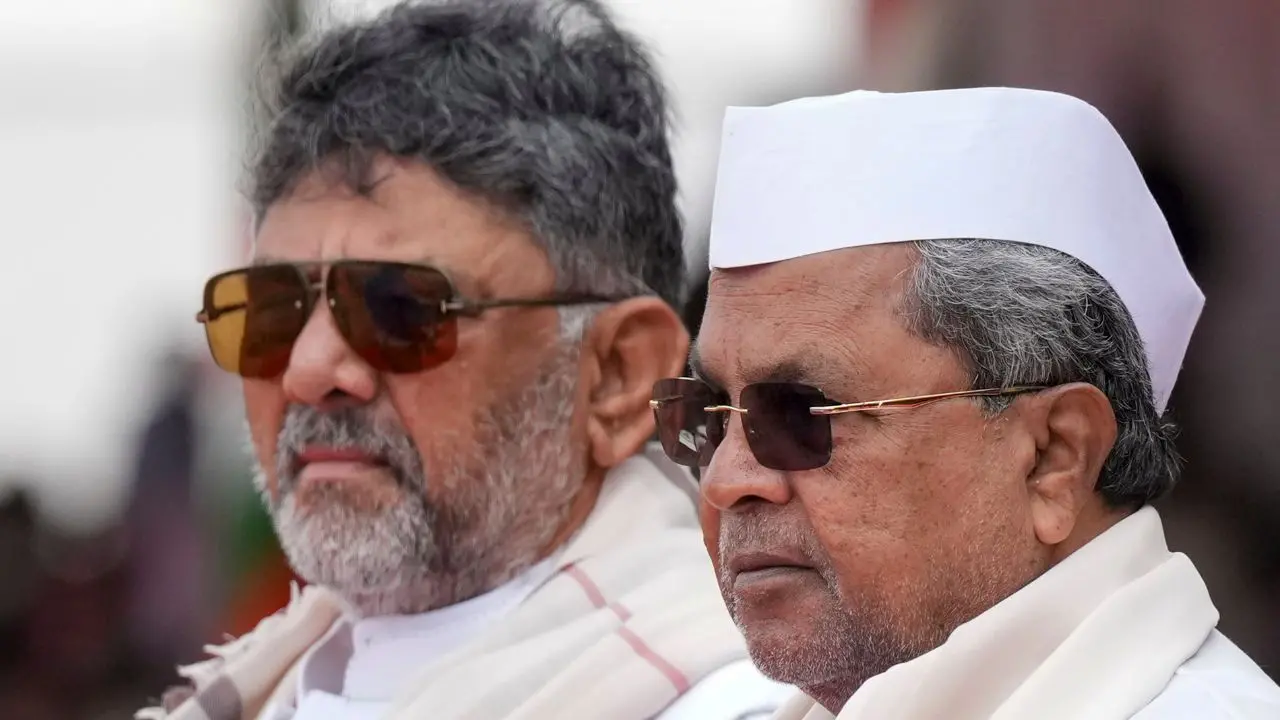 ഡി.കെ. ശിവകുമാർ സിദ്ധരാമയ്യയ്ക്കൊപ്പം | Photo: PTI