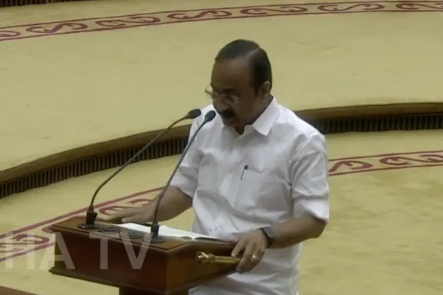'I, Vadassery Damodara Menon Satheesan...': Kerala CM repeats full name during oath as MLA | WATCH