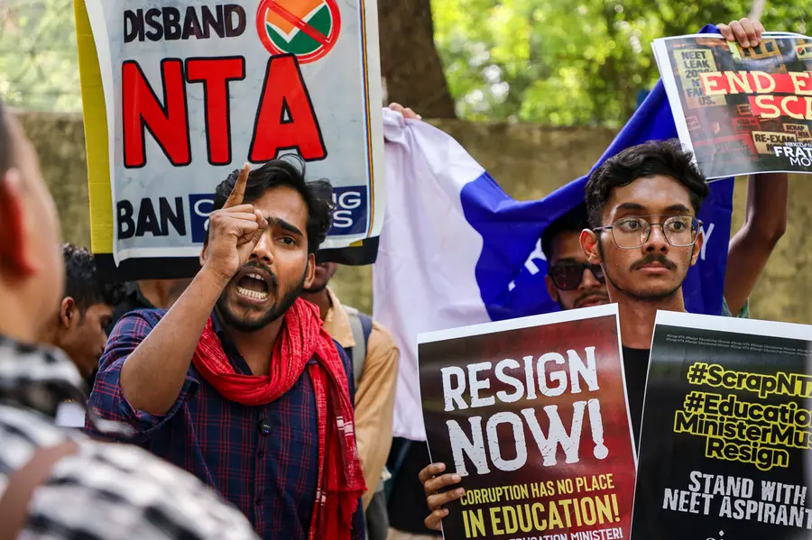 നീറ്റ് ചോദ്യപേപ്പർ ചോർച്ച: വീഴ്ച സമ്മതിച്ച് നാഷണൽ ടെസ്റ്റിങ് ഏജൻസി