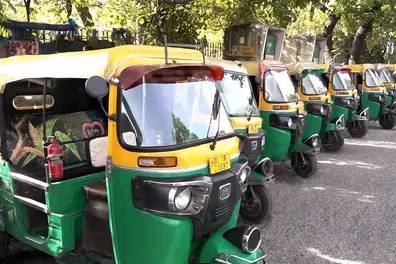 'Chakka Jam': 3-day transport strike in Delhi; commuters left stranded | VIDEO
