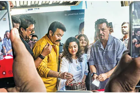 ദൃശ്യം 3 കണ്ട് പ്രേക്ഷകർക്കൊപ്പം പിറന്നാൾ ആഘോഷിച്ച് മോഹൻലാൽ