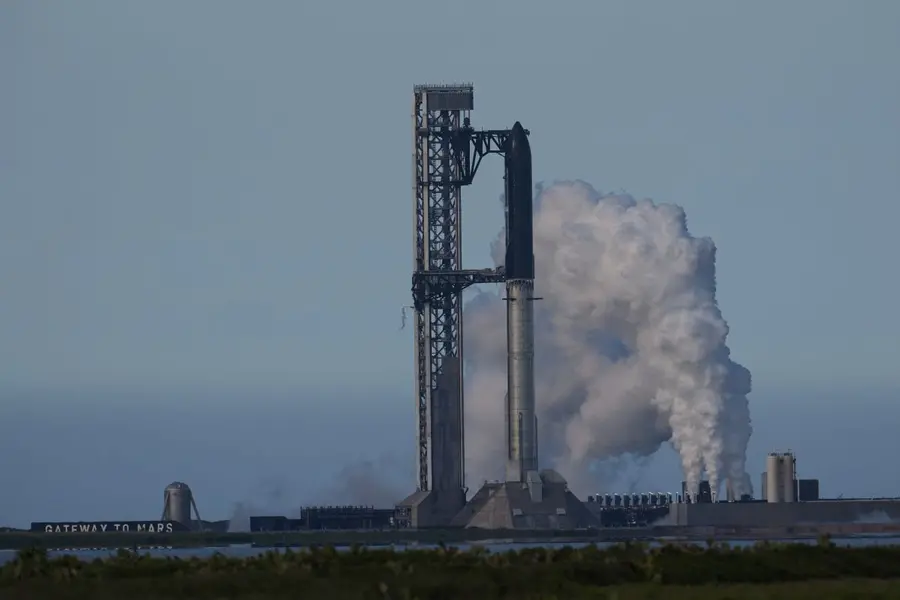 SpaceX tries to launch bigger version of Starship but suffers a series of last-minute snags