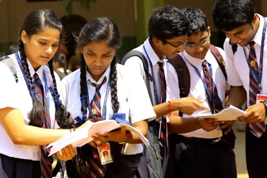 CBSE three-language policy for Class 9 challenged; Supreme Court to hear plea next week | Mathrubhumi English