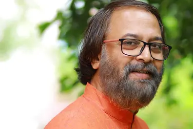 Madhupal steps down as Chairman of Kerala Cultural Activists Welfare Fund Board