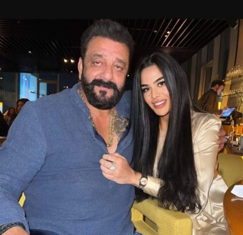 സഞ്ജയ് ദത്ത് മകള് തൃഷാലയ്ക്കൊപ്പം | Photo: instagram/trishala dutt