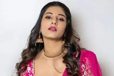 ‘Character assassination!’ Telugu anchor Vishnu Priya Bhimineni rushes to cops over vile trolling