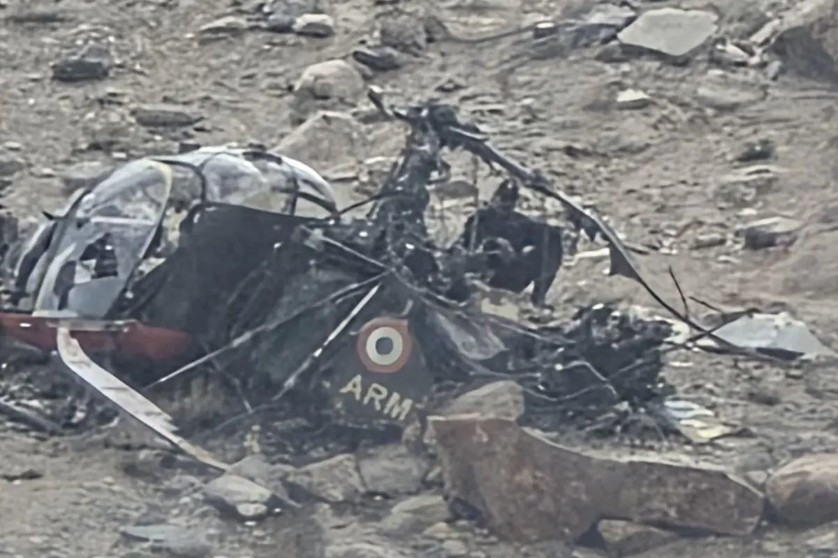 Army helicopter crash near Leh: 3 officers survive Cheetah chopper accident  | Mathrubhumi English
