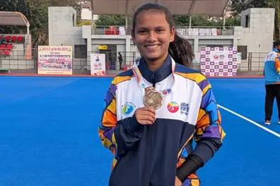 From broken hockey stick to India jersey: MP’s Nausheen Naz makes Jr Asia Cup team