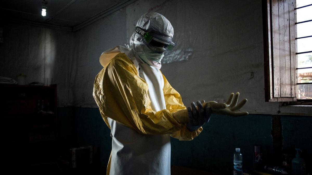 Fire attacks on Ebola centres become latest challenge in Congo’s outbreak response