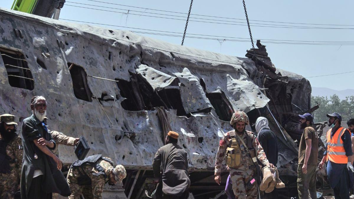 BLA claims responsibility for deadly Quetta train blast in Pakistan