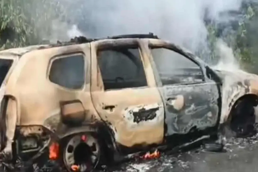 kozhikode-car-fire