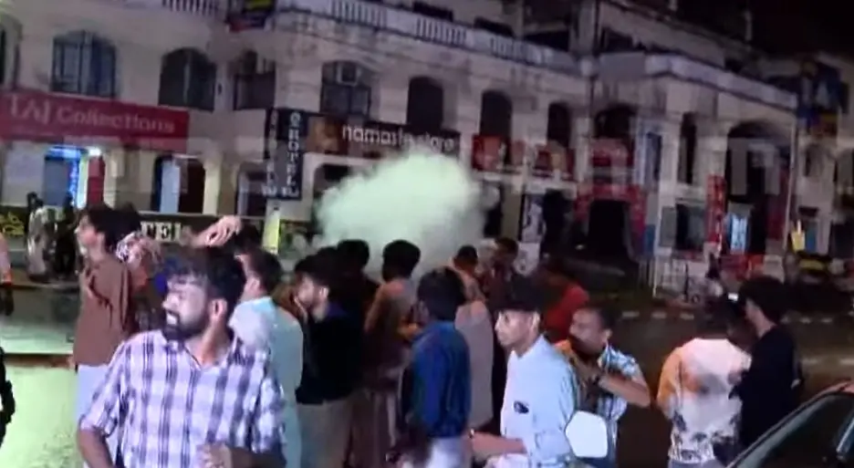 സംഭവസ്ഥലത്തുനിന്നുള്ള ദൃശ്യം | Image courtesy: Mathrubhumi news screengrab