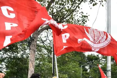 CPI faces internal revolt: Leaders demand exit from LDF and join UDF