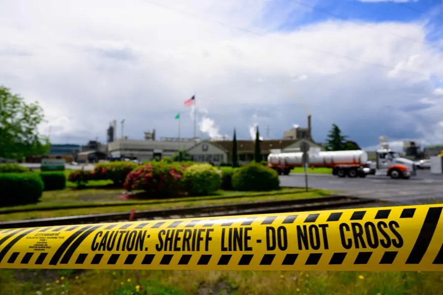 Chemical Tank Implosion at Paper Mill Leaves 8 Dead and 3 Missing