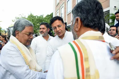 EXPLAINER | Can Siddaramaiah resign if Karnataka Governor is out of state?