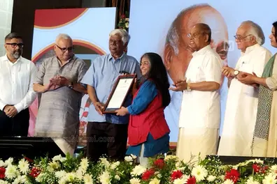 Sunitha Krishnan receives Veerendra Kumar Memorial National Thought Leadership Award