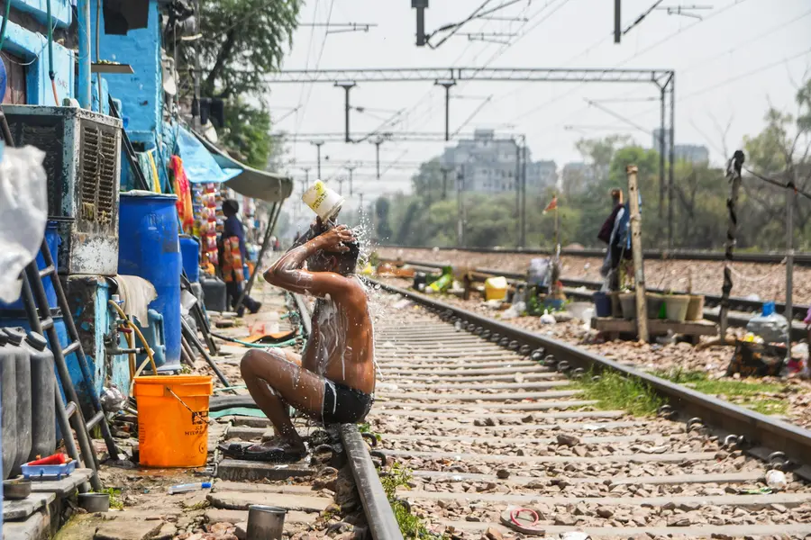 Delhi heatwave crisis: NGO flags lack of water, shelter near govt hospitals