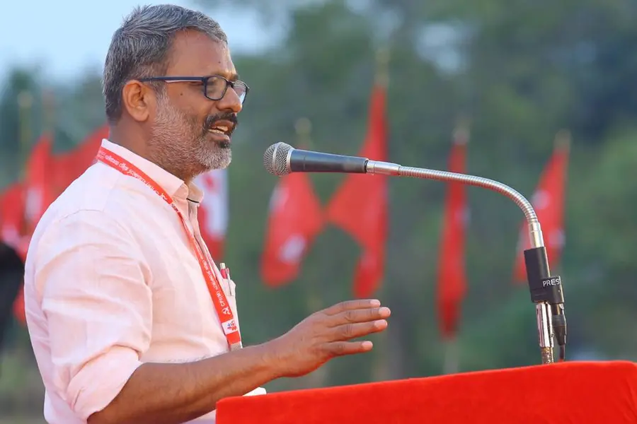 'ചൊറിയാൻ നിന്നാൽ നെഞ്ചത്ത് കയറി താളംചവിട്ടും'; പോലീസിന് സിപിഎം ജില്ലാ സെക്രട്ടറിയുടെ പരസ്യഭീഷണി