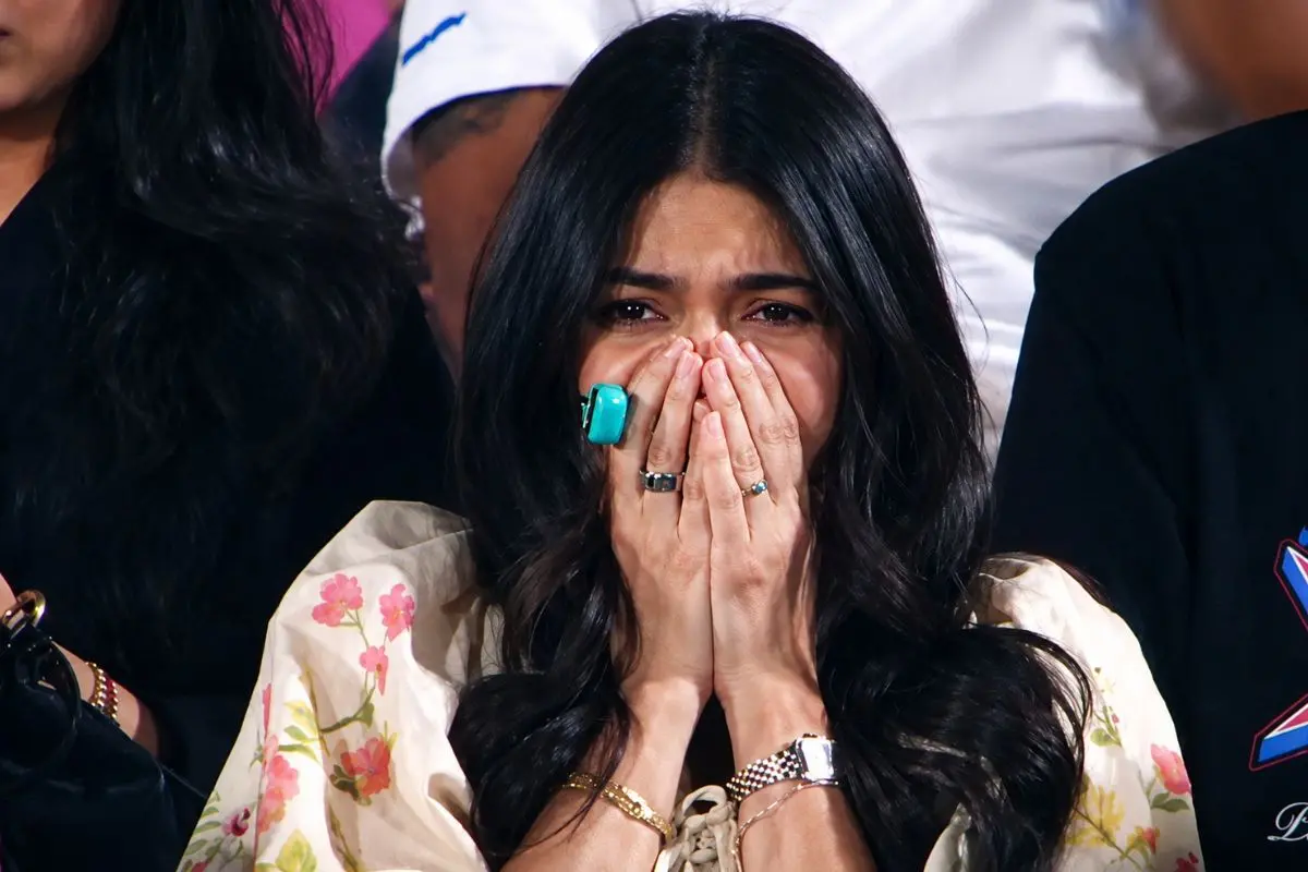Anushka Sharma reacts emotionally during the tense IPL 2026 qualifier as her viral digital prayer counter grabs internet attention.