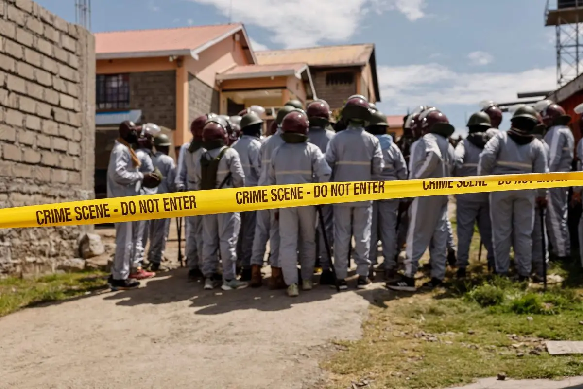 Kenyan administration policemen gather for a briefing at the Utumishi Girls Academy following the deadly fire in Gilgil, north of the capital Nairobi on May 28, 2026 (Photo: AFP)