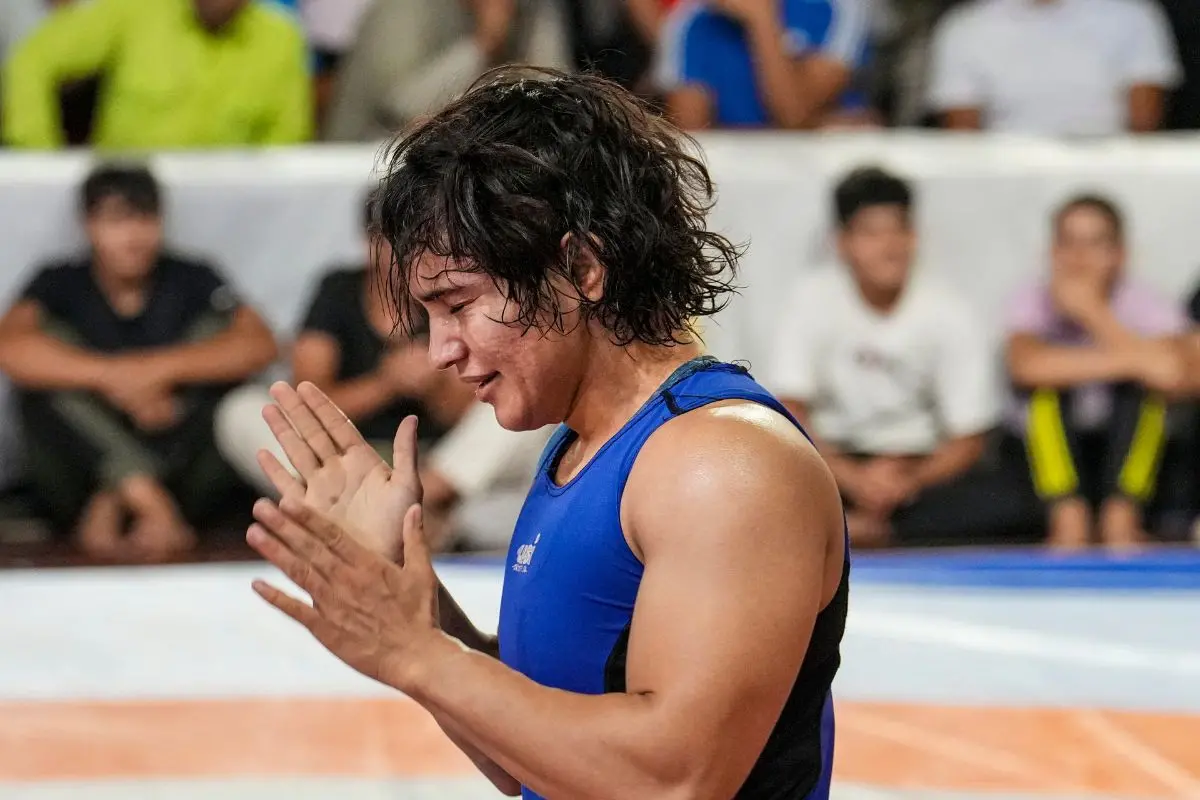 Wrestler Meenakshi Goyat celebrates after winning a women's 53kg category semifinal wrestling match against Vinesh Phogat during the Asian Games selection trials, in New Delhi, Saturday, May 30, 2026 (Photo: PTI)