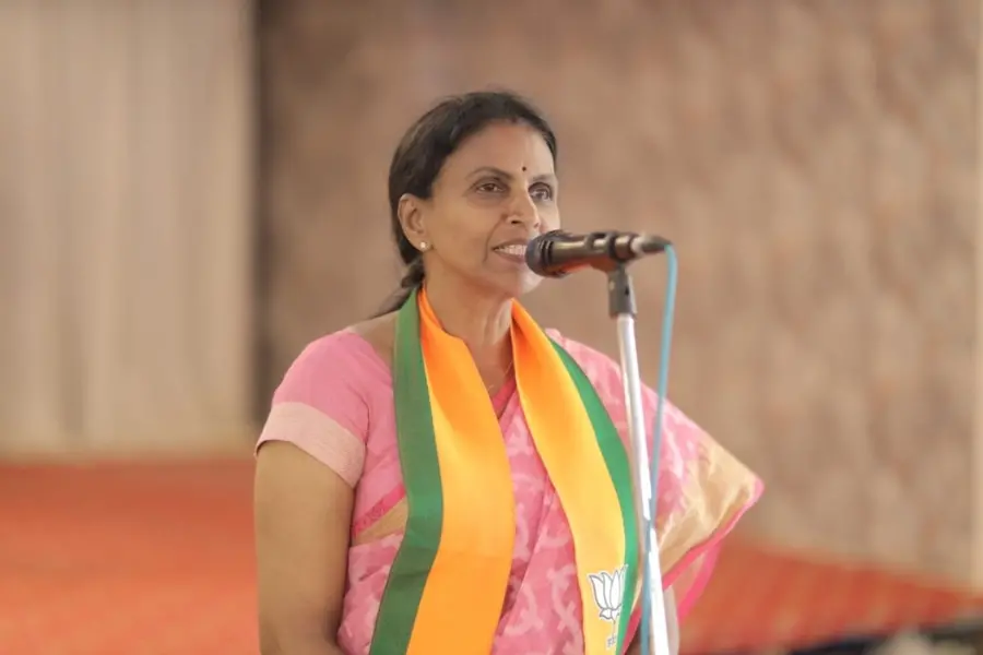 ‘ക്ലാസിൽ പോകാതിരുന്നാൽ അത് എല്ലാവരും അറിയില്ലേ, അത് നാണക്കേടല്ലേ?’; ആർത്തവ അവധിക്കെതിരേ ആർ. ശ്രീലേഖ