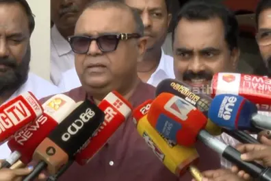 Thushar calls on CM Satheesan, signals possible Vellappally-CM meeting