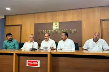 2026-ലെ ഹൈദരലി ശിഹാബ് തങ്ങൾ സേവന രത്ന പുരസ്‌കാരം സാദിഖലി ശിഹാബ് തങ്ങൾക്ക്