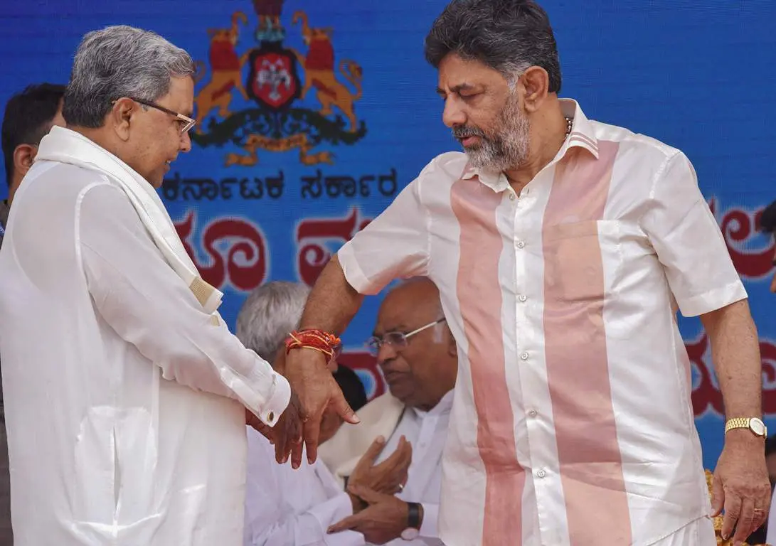 സിദ്ധരാമയ്യയും ഡി.കെ. ശിവകുമാറും | Photo: ANI