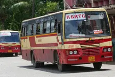 KSRTC-യിൽ 10 വർഷത്തിനുശേഷം ആശ്രിതനിയമനം; ബസിനൊപ്പം കത്തിയമർന്ന പ്രകാശന്റെ മകന് ആശ്വാസം